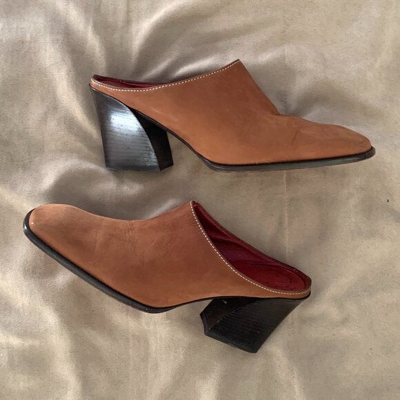 VINTAGE Donald J Pliner Suede Heeled Mules Women's Size 7 Square Toe - Picture 1 of 8
